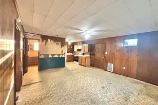 509 N 9th St, Port O'Connor, TX 77982 - Photo 17