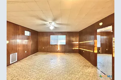 509 N 9th Street, Port O'Connor, TX 77982 - Photo 15