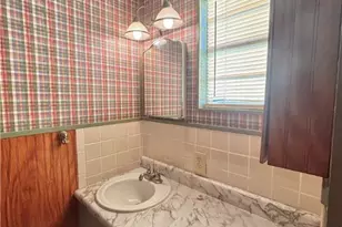 509 N 9th St, Port O'Connor, TX 77982 - Photo 27