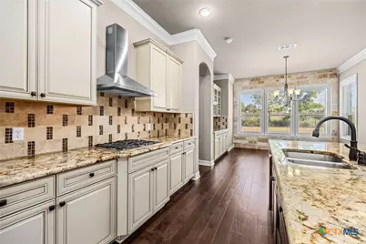 6735 Misty Creek Lane, Temple, TX 76502 - Photo 9