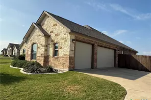 406 Oak Dr, Troy, TX 76579 - Photo 29