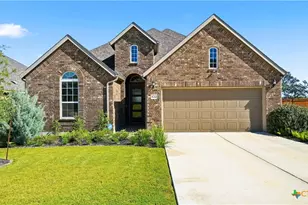 820 Silverberry Dr, New Braunfels, TX 78132 - Photo 1