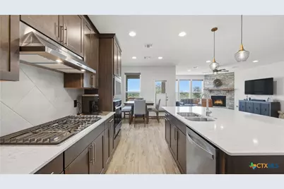 820 Silverberry Drive, New Braunfels, TX 78132 - Photo 9