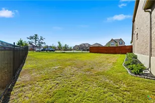 820 Silverberry Dr, New Braunfels, TX 78132 - Photo 37