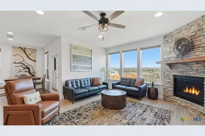 820 Silverberry Drive, New Braunfels, TX 78132 - Photo 5