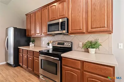 1716 Oak Wind, New Braunfels, TX 78132 - Photo 13