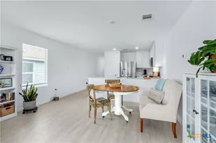 3230 Mound Rdg, New Braunfels, TX 78130 - Photo 11