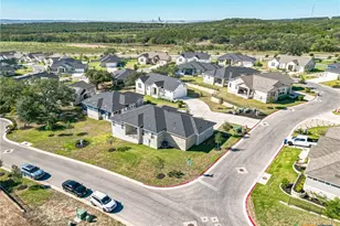 140 Surfside St, San Marcos, TX 78666 - Photo 3