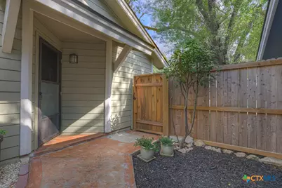 3915 Chimney Springs Drive, San Antonio, TX 78247 - Photo 3