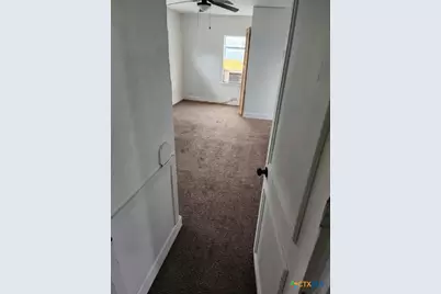 805 S 10th Street, Temple, TX 76504 - Photo 5