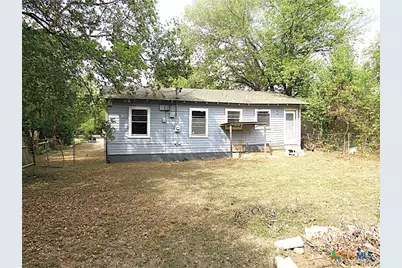 805 S 10th Street, Temple, TX 76504 - Photo 9