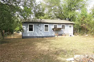805 S 10th St, Temple, TX 76504 - Photo 9