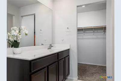 146 Hammond Court, Jarrell, TX 76537 - Photo 11