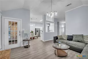 307 Illinois Dr, Harker Heights, TX 76548 - Photo 7