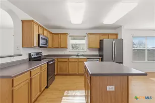 2464 Medina Dr, New Braunfels, TX 78130 - Photo 5