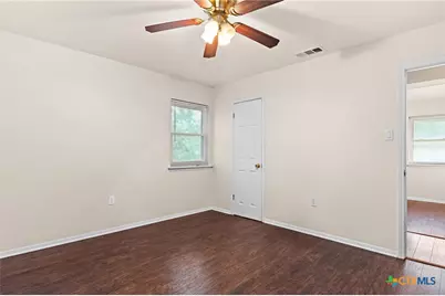 2004 Veterans Avenue, Copperas Cove, TX 76522 - Photo 9