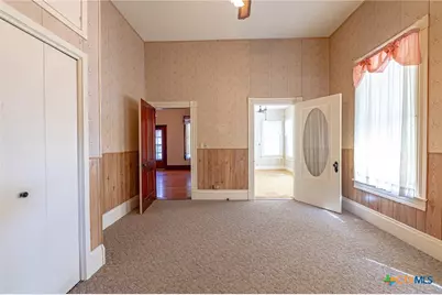 1306 N Avenue G, Shiner, TX 77984 - Photo 15