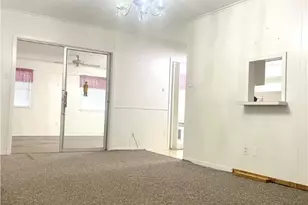 725 Westwood Dr, Port Lavaca, TX 77979 - Photo 15