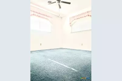 725 Westwood Drive, Port Lavaca, TX 77979 - Photo 5