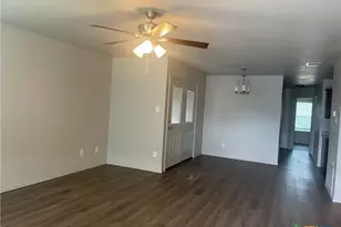 547 Lost Trail Dr, Copperas Cove, TX 76522 - Photo 5