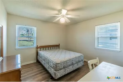 517 Thompson Road, Troy, TX 76579 - Photo 17