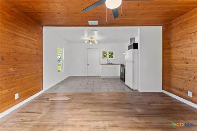 1807 S 11th Street, Temple, TX 76504 - Photo 5