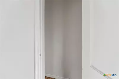 1807 S 11th Street, Temple, TX 76504 - Photo 13