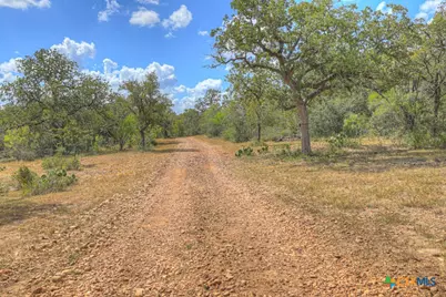 2354 Fm 2438, Seguin, TX 78155 - Photo 19