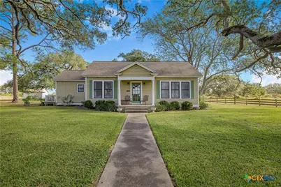 1733 County Road 284, Edna, TX 77957 - Photo 17