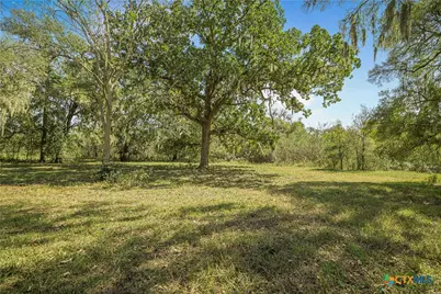 1733 County Road 284, Edna, TX 77957 - Photo 15