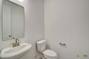 1683 Seekat Dr, New Braunfels, TX 78132 - Photo 5