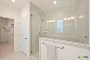 795 N Academy Ave, New Braunfels, TX 78130 - Photo 11