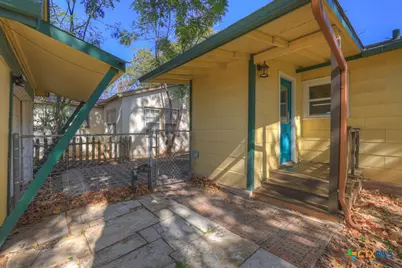 927 N Union Avenue, New Braunfels, TX 78130 - Photo 21