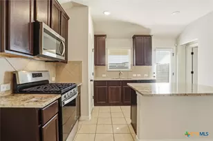 2035 Cowan Dr, New Braunfels, TX 78132 - Photo 3