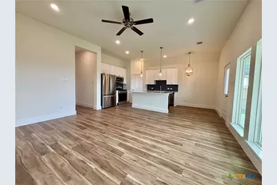 318 Cardinal Dr, Port Lavaca, TX 77979 - Photo 13
