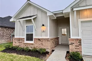 318 Cardinal Dr, Port Lavaca, TX 77979 - Photo 5