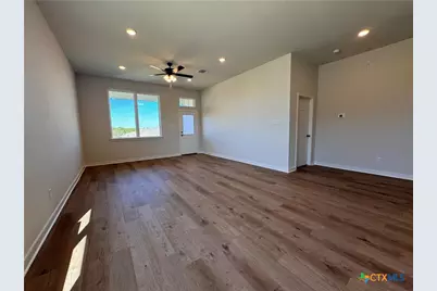 310 University Avenue, Troy, TX 76579 - Photo 11