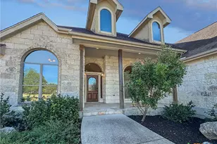 386 Wentworth, Spring Branch, TX 78070 - Photo 3