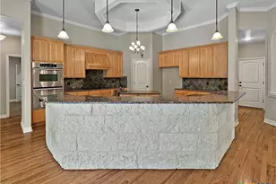 386 Wentworth, Spring Branch, TX 78070 - Photo 7