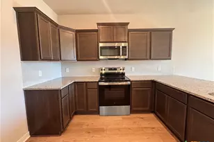 409 University Ave, Troy, TX 76579 - Photo 7