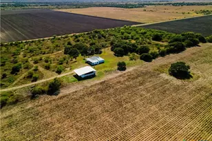 2371 Co Rd 275, Ganado, TX 77962 - Photo 35