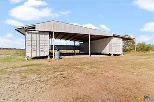 2371 Co Rd 275, Ganado, TX 77962 - Photo 31