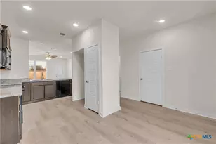 417 University Ave, Troy, TX 76579 - Photo 25
