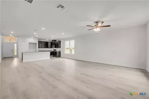 414 University Ave, Troy, TX 76579 - Photo 17