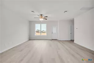 414 University Ave, Troy, TX 76579 - Photo 23