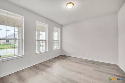 414 University Avenue, Troy, TX 76579 - Photo 5