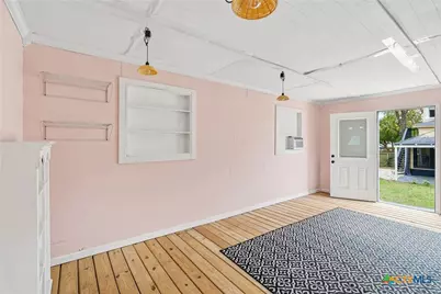 404 E 9th Avenue, Belton, TX 76513 - Photo 37