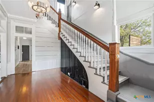 404 E 9th Ave, Belton, TX 76513 - Photo 5