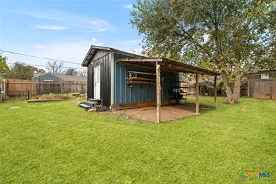404 E 9th Avenue, Belton, TX 76513 - Photo 35
