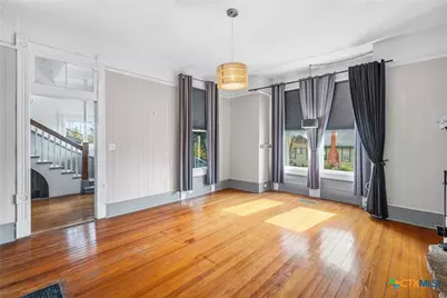 404 E 9th Avenue, Belton, TX 76513 - Photo 9